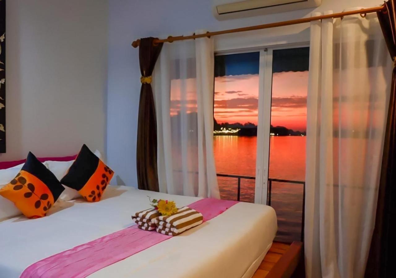 Tara Raft Hotel Kanchanaburi Ngoại thất bức ảnh