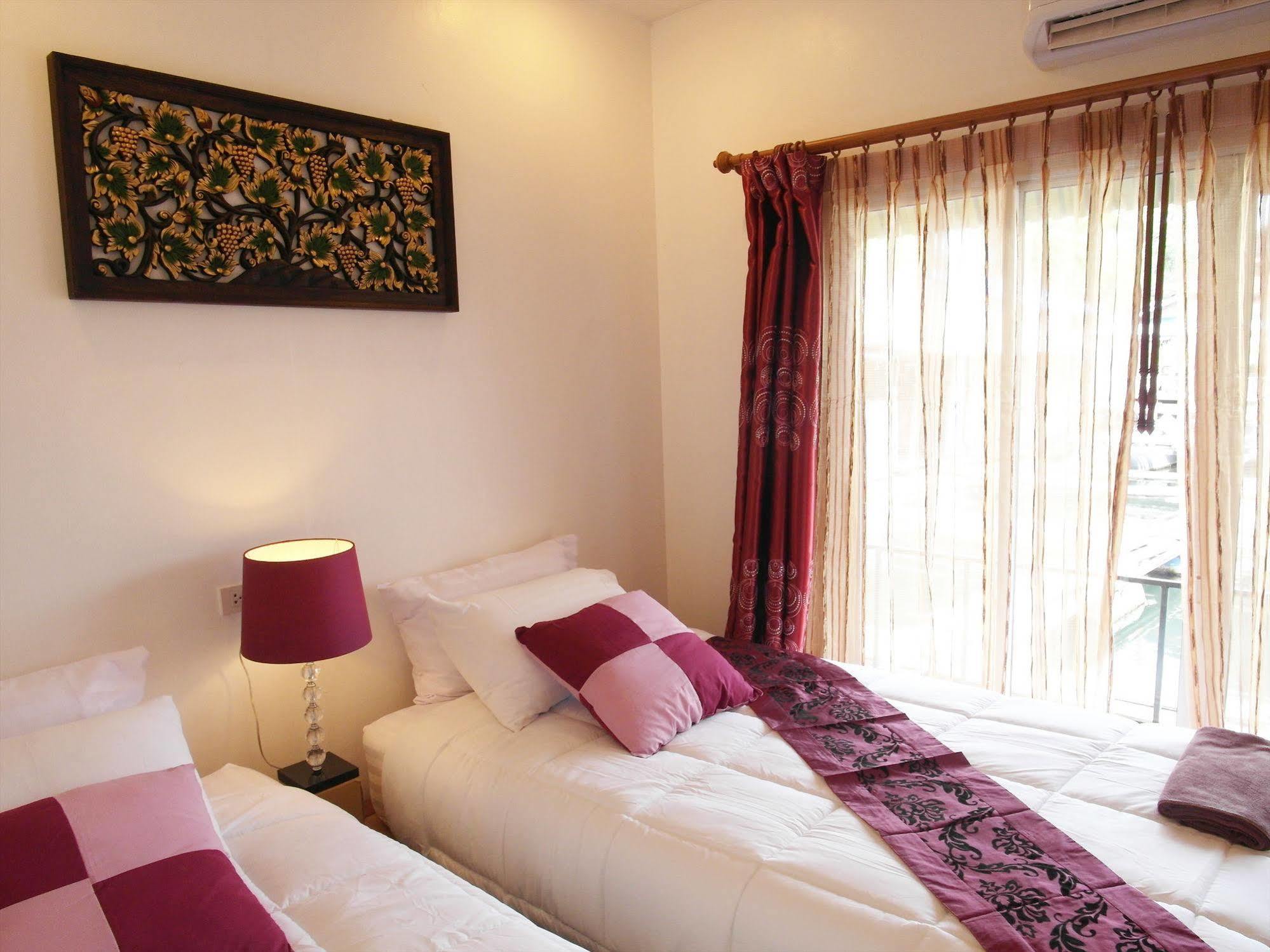 Tara Raft Hotel Kanchanaburi Ngoại thất bức ảnh