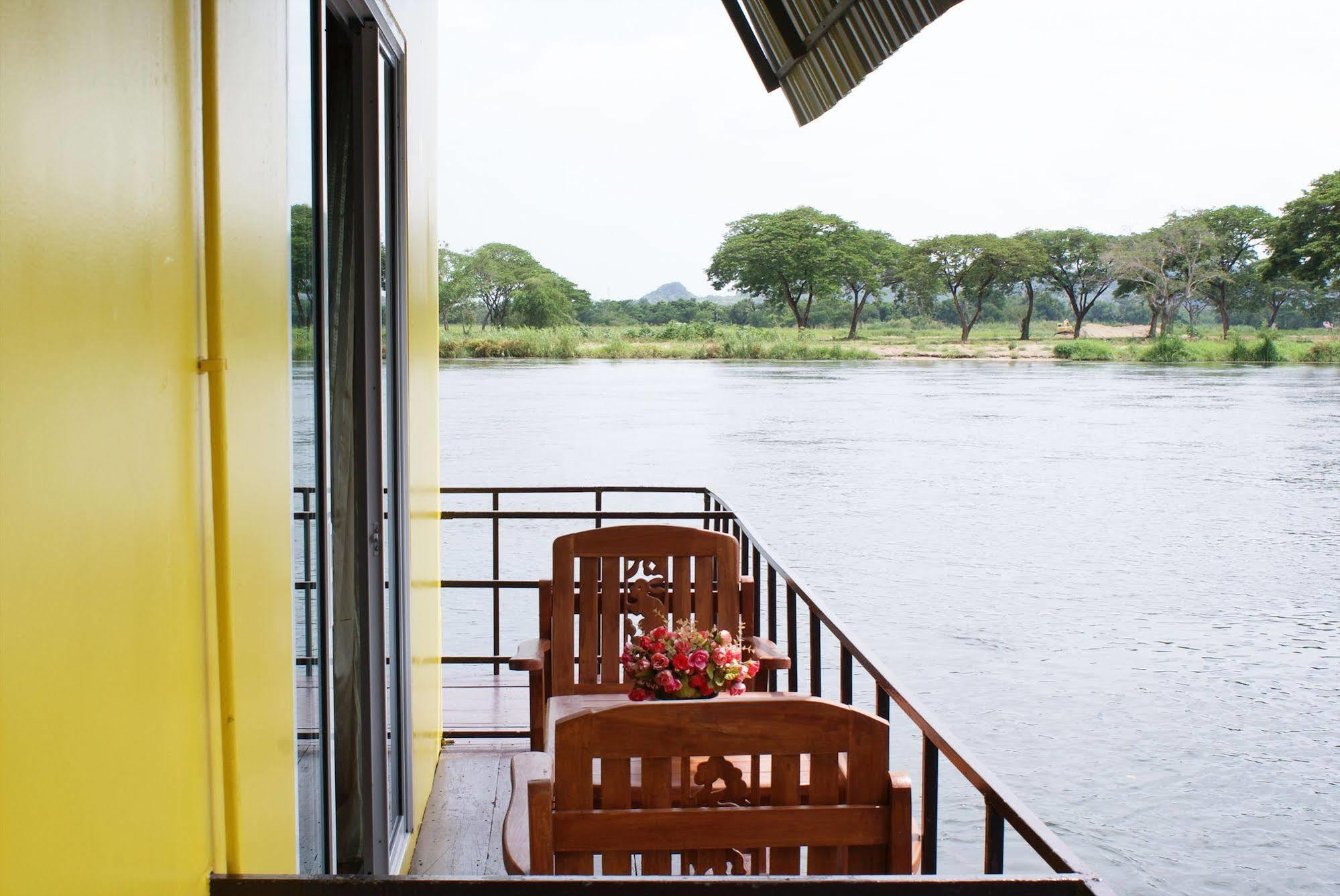 Tara Raft Hotel Kanchanaburi Ngoại thất bức ảnh